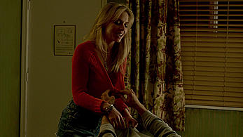 Actress - Kelly Curran: Movie - Grizzly